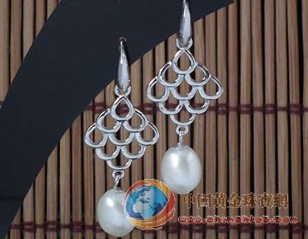 專業(yè)批發(fā)生產(chǎn)銀首飾