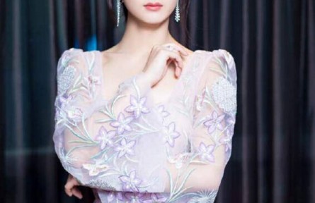 趙麗穎陳喬恩唐嫣 新的一年女明星都愛上了鉆石珠寶