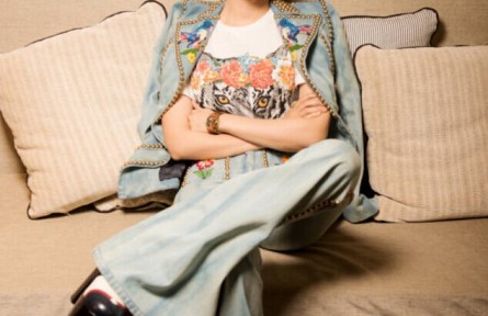 四大時(shí)裝周相繼開啟 看女星秀場機(jī)場用什么珠寶裝飾自己