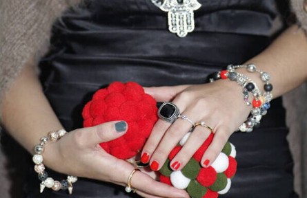 躲過(guò)雙十二卻躲不過(guò)它 這些珠寶品牌圣誕單品你要剁手嗎