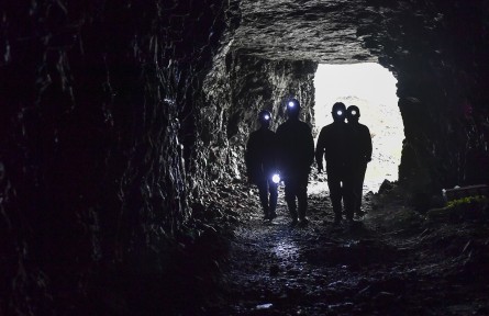 深圳珠寶博物館&富麗寶石聯(lián)袂“架橋”,開啟與橄欖石的最美邂逅