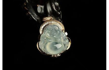 如何根據(jù)品相挑選玉佛 如何挑選購(gòu)買翡翠玉佛