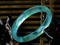 冰種翡翠與普通翡翠有哪些區(qū)別?