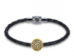 六福珠寶推出全新“金飾魅力”系列