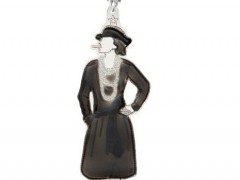 “名人”項鏈引領珠寶潮流