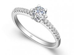 鉆石凈度對(duì)50分鉆戒價(jià)格影響大嗎?