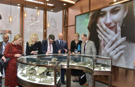 香港國際珠寶展與香港國際鉆石、寶石及珍珠展2023年3月舉行