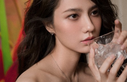 姜珮瑤:純粹與用心演繹的魅力