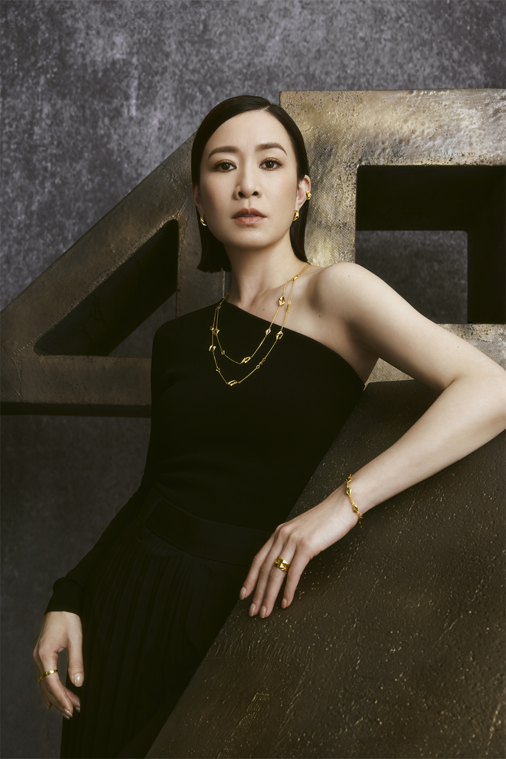 多元無界 鋒芒畢露  EMPHASIS 與佘詩曼共探幾何新美學