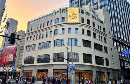 天然鉆石協(xié)會攜手百年珠寶品牌老鳳祥 守護天然鉆石夢