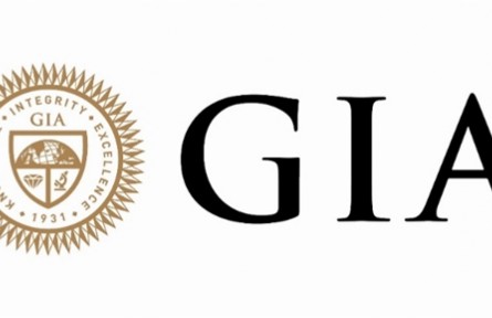 寶石鑒定權(quán)威機構(gòu)GIA革新實驗室培育鉆石分級標(biāo)準(zhǔn) 停止沿用4Cs分級體系 明確劃分與天然鉆石的區(qū)分體系