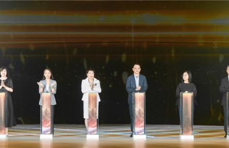 2025 中國(guó)（國(guó)際）珠寶時(shí)尚周暨老鳳祥上海國(guó)際首飾文化節(jié)閃耀啟幕